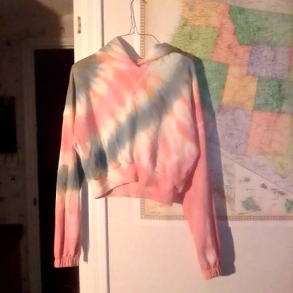 Cropped hoodie